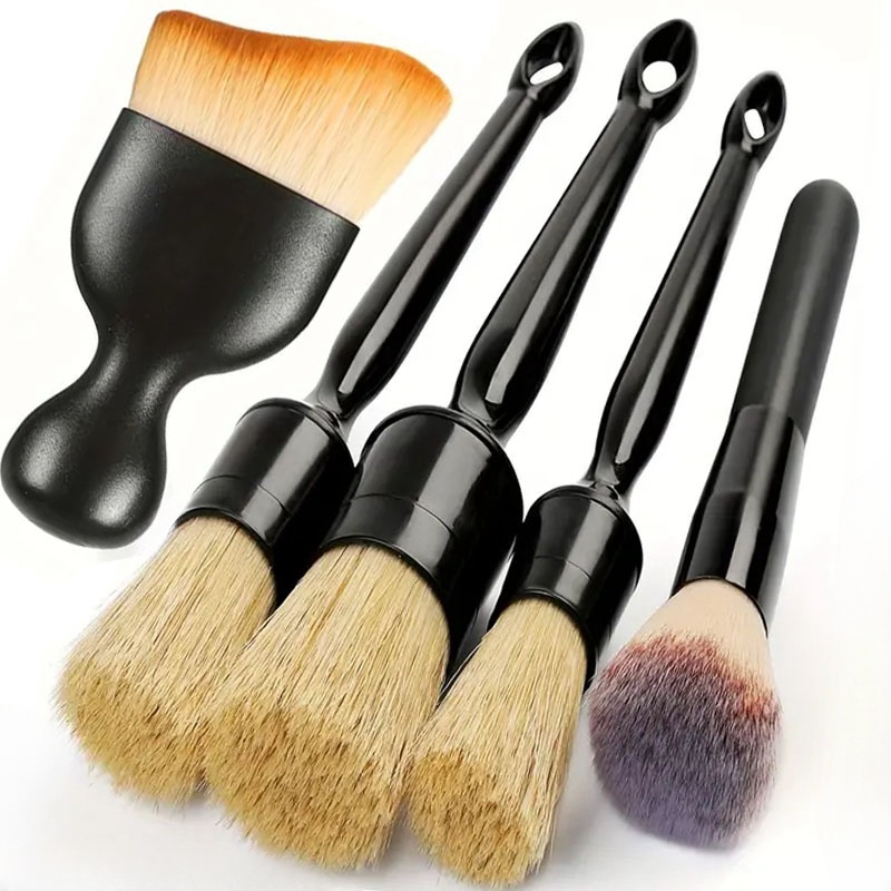 Set di spazzole per dettagli a - Interior Detailing Kit recensione e prezzo