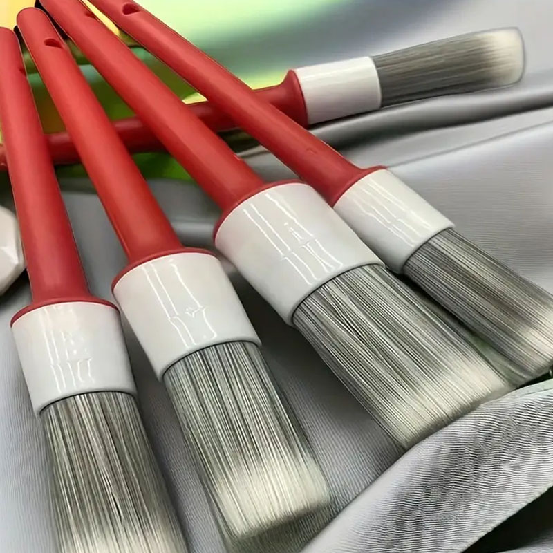 Spazzole per dettagli interni  - Interior Detailing Kit recensione e prezzo